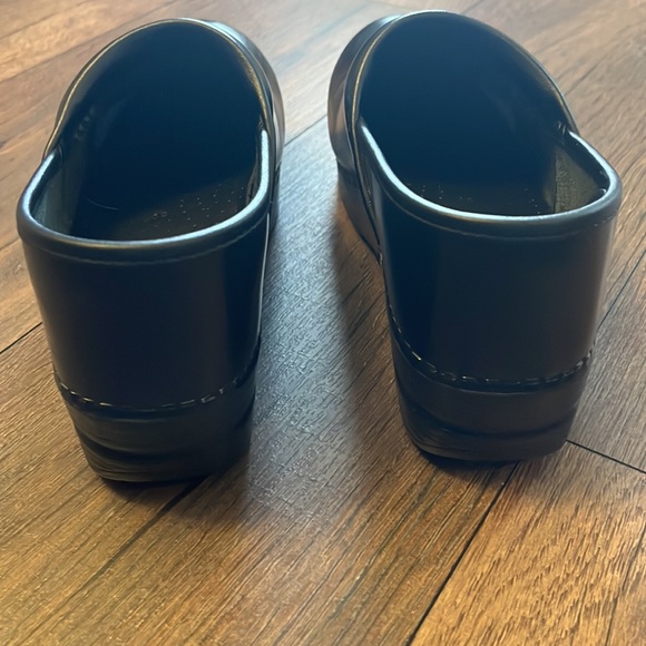 Dansko black clogs size 39 - Picture 6 of 13